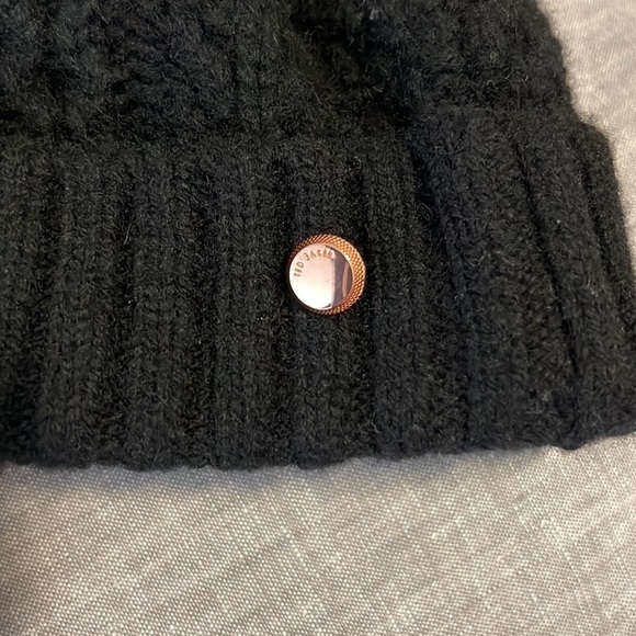 Ted Baker London NWOT Black Beanie - Picture 4 of 4